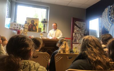 La messe du vendredi pour les collégiens et les écoliers…